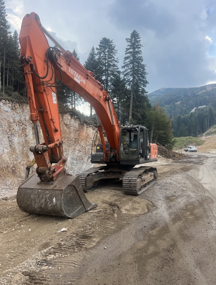 Hitachi ZX350NLC-3